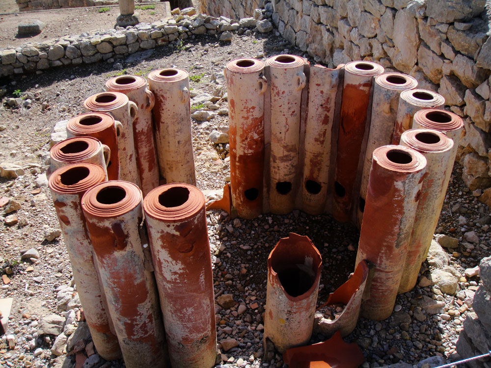 Un filtre à eau antique grec.
